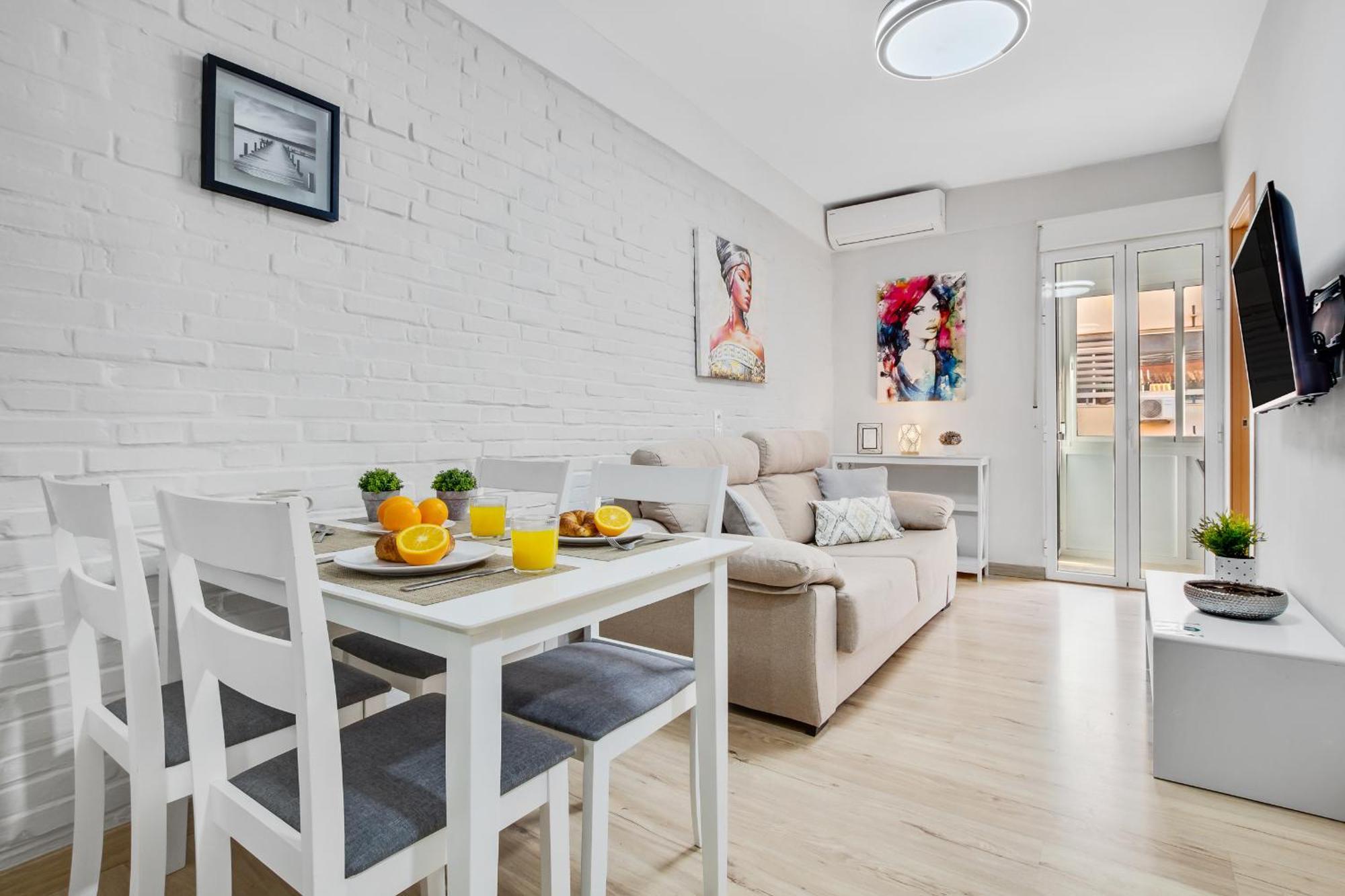 Los Nidos 603 By Ivi Real Estate ตอร์เรโมลิโนส ภายนอก รูปภาพ